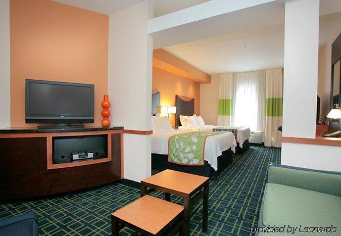 Fairfield Inn And Suites By Marriott Saint Augustine I-95 Rom bilde