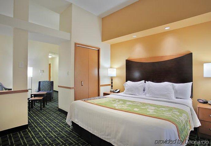 Fairfield Inn And Suites By Marriott Saint Augustine I-95 Rom bilde